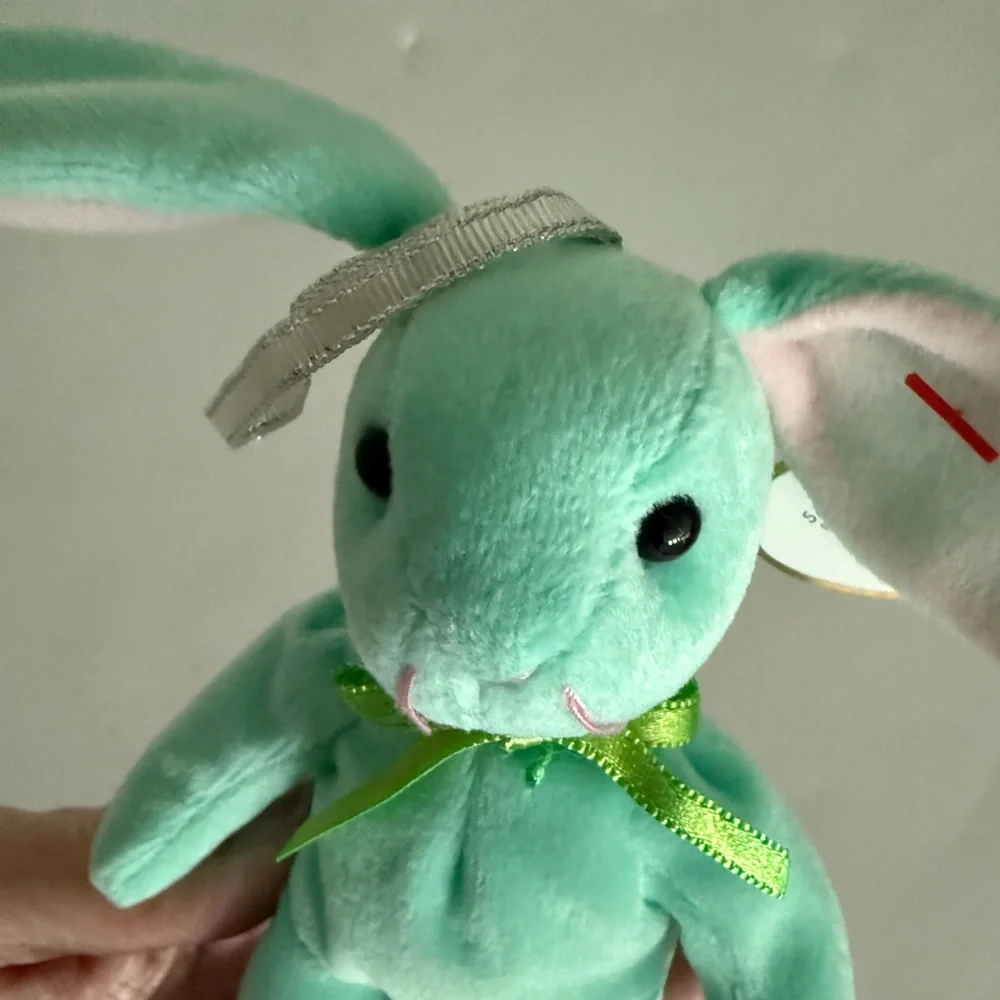 2001 Hippity the Rabbit BASKET Beanie Baby